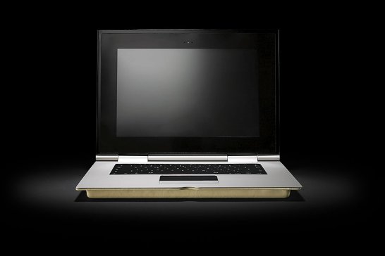 The Lap(top) of Luxury: Munk Bogballe Workstation