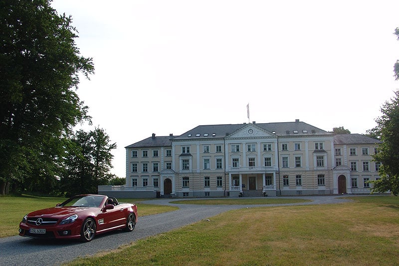 Mercedes-Benz SL 63 AMG