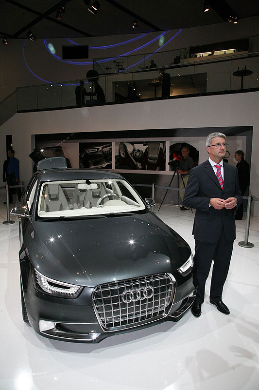 Volkswagen Premierenfeier: Ein Abend vor der Mondial de l'Automobile 2008 