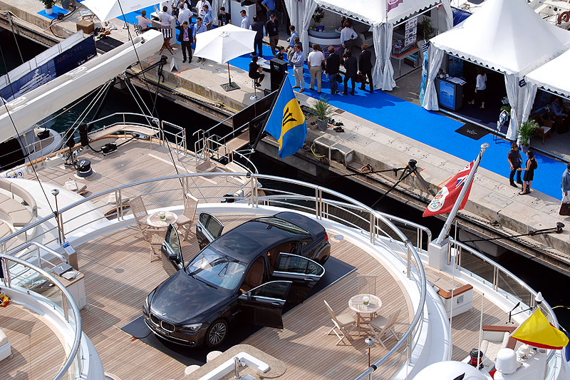 18.	Monaco Yacht Show: Traumhafen