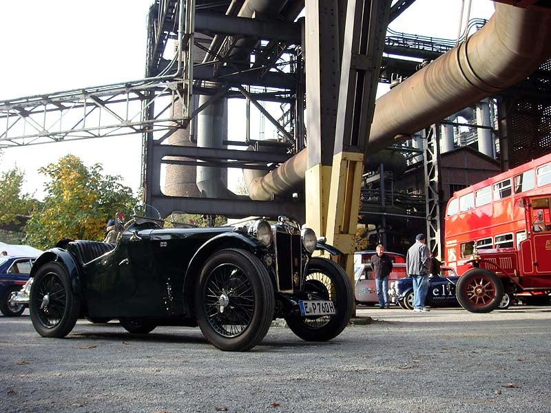 4. Historicar in Duisburg: Revierstreife