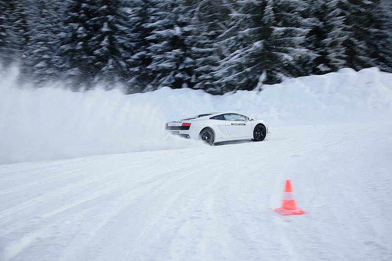 Lamborghini Winter Academy 2009: Feuer auf Eis