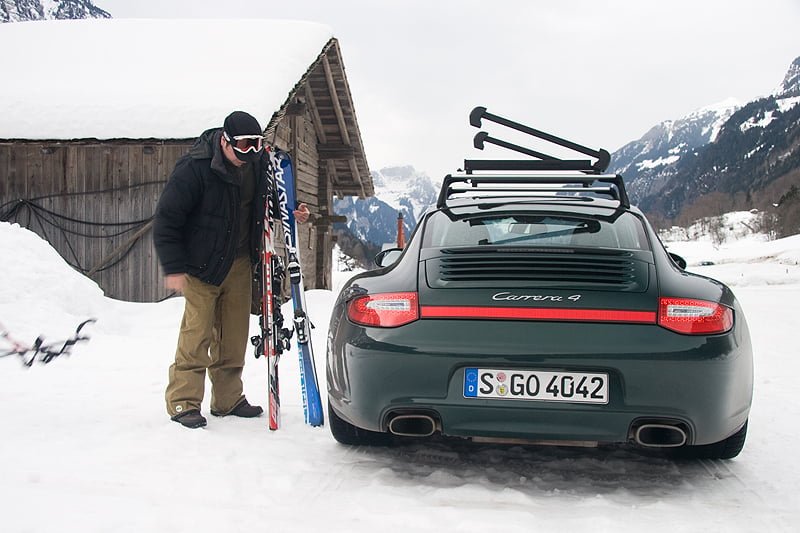 Porsche 911 Carrera 4 Wintersport (1)