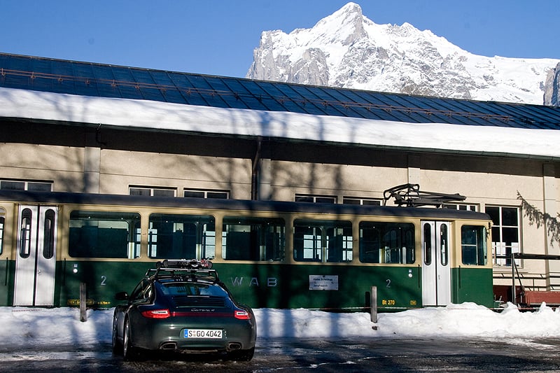 Porsche 911 Carrera 4 Wintersport (2)