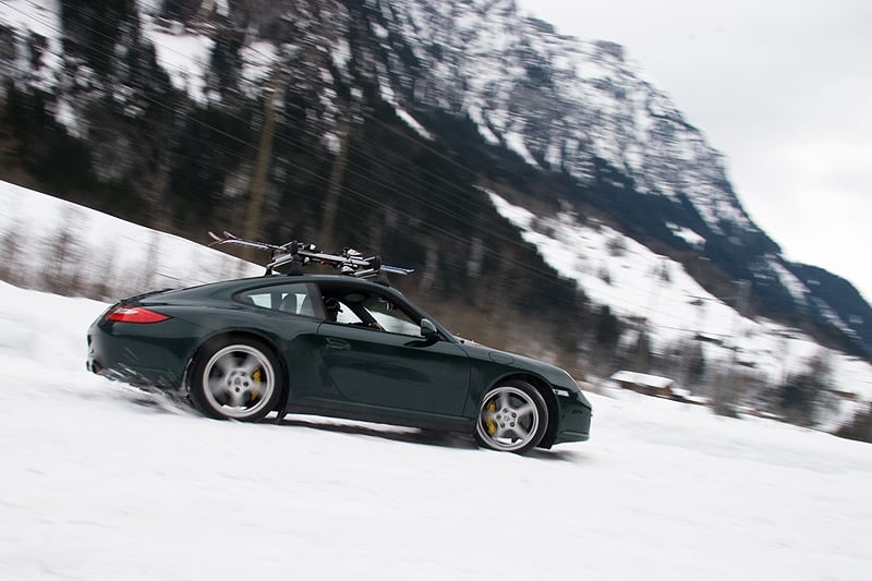 Porsche 911 Carrera 4 Wintersport (2)