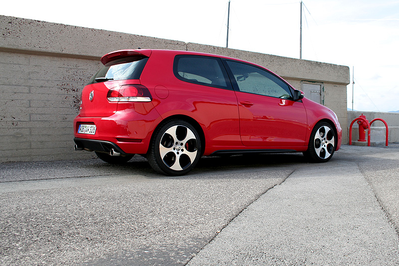 Volkswagen Golf GTI