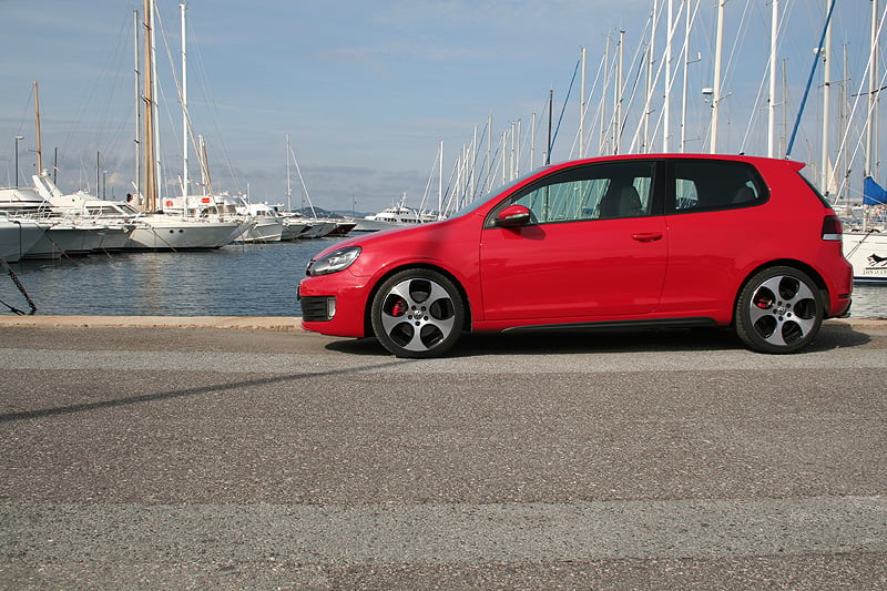 Volkswagen Golf GTI