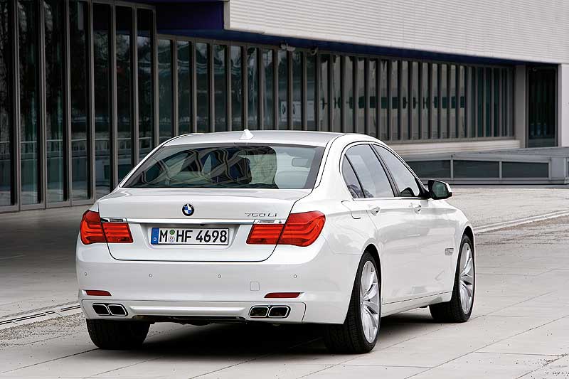 BMW 7er: Neuer Zwölfzylinder
