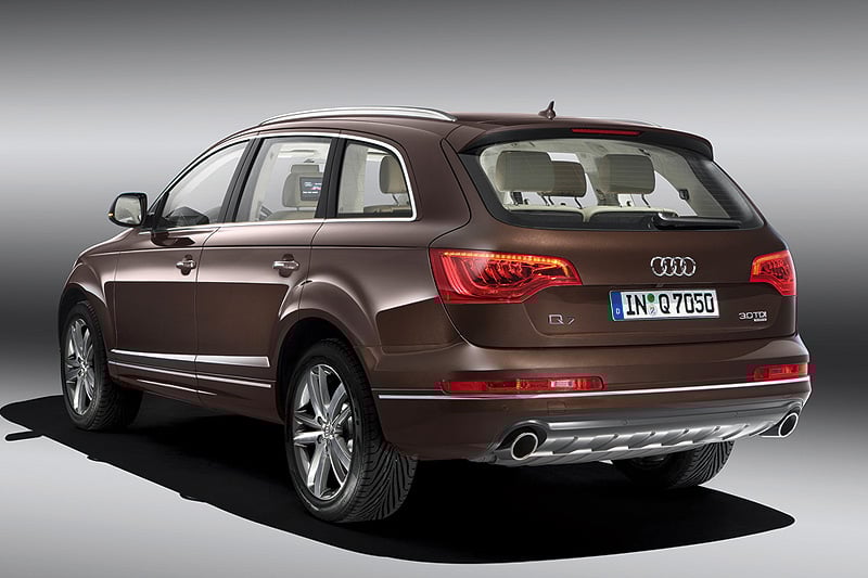 Audi Q7 2009: Luxus-SUV auf Sparkurs