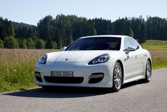 Porsche Panamera: Alles auf 4