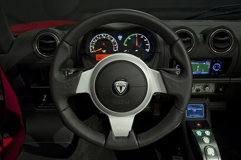 Tesla Model S & Roadster Sport: Neue Bilder
