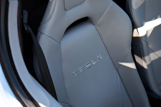 Tesla Roadster 2.0: Starthilfe für Europa