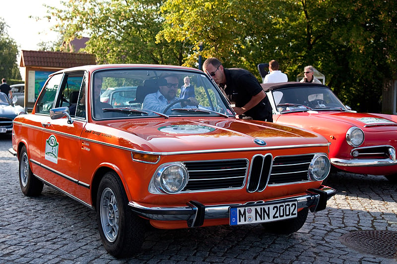 Im letzten BMW 2002 tii von Hamburg nach Berlin