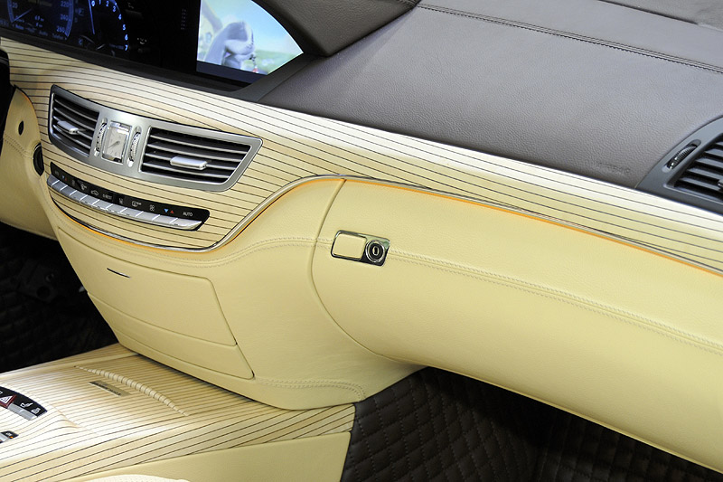 Brabus SV12 R: Weltpremiere auf der IAA 2009