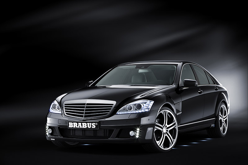 Brabus SV12 R: Weltpremiere auf der IAA 2009