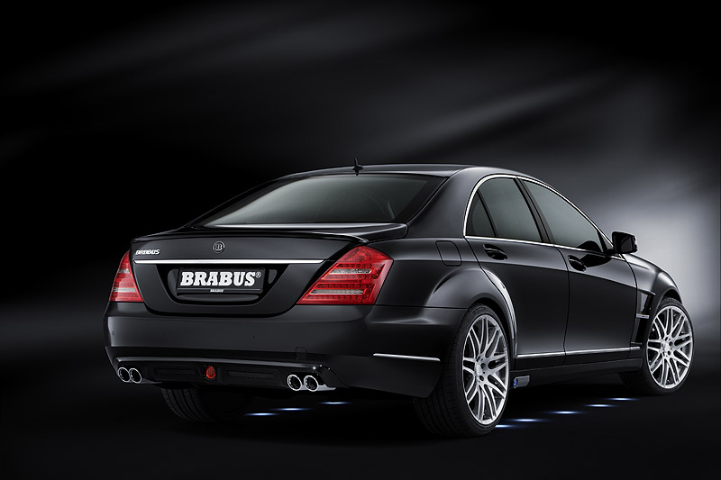 Brabus SV12 R: Weltpremiere auf der IAA 2009