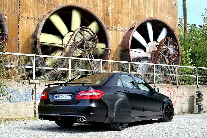 Brabus E V12: Der schwarze Baron