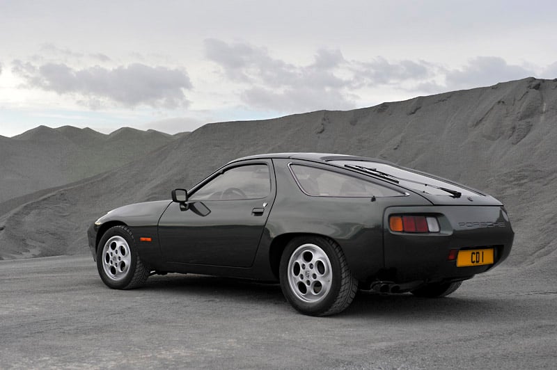 Porsche 928