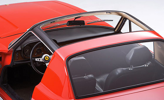 RM Auctions versteigert einzigen Ferrari 330 GTC Zagato