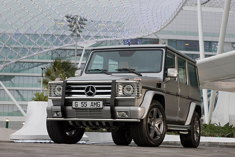 Dubai Motor Show: Mercedes zeigt goldenen SLS