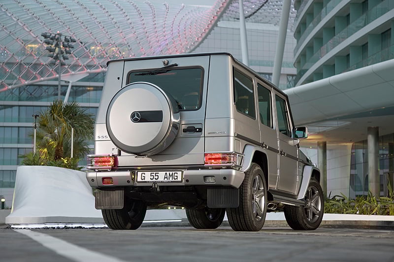 Dubai Motor Show: Mercedes zeigt goldenen SLS