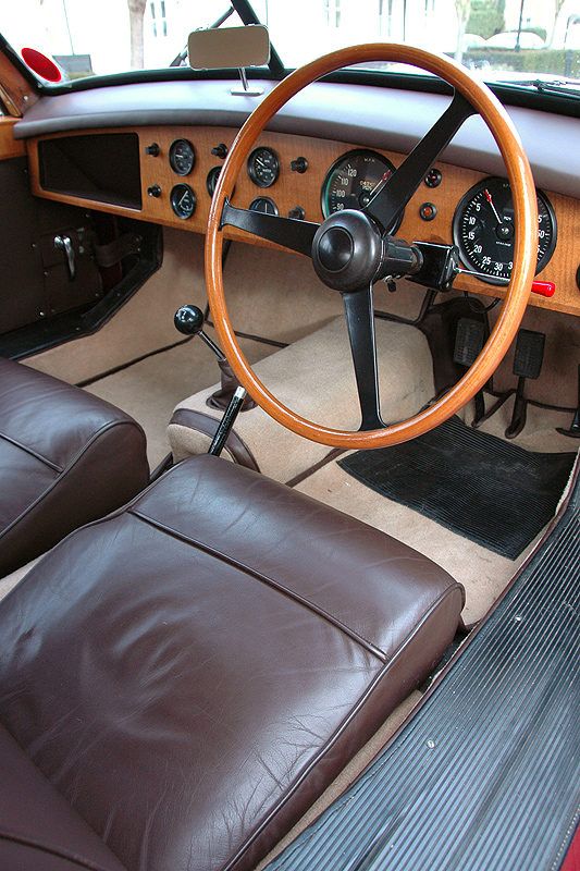 Mit David Browns Aston Martin DB2 durch London
