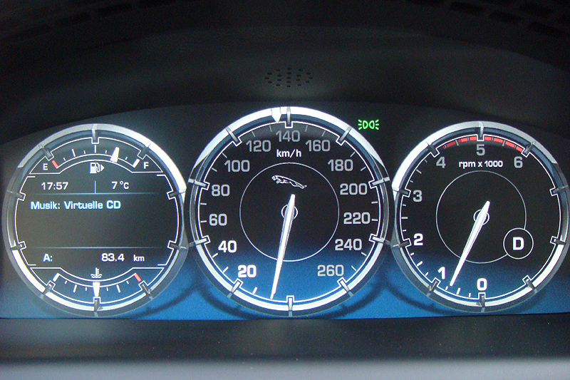 Jaguar XJ: Jag-Instinkt