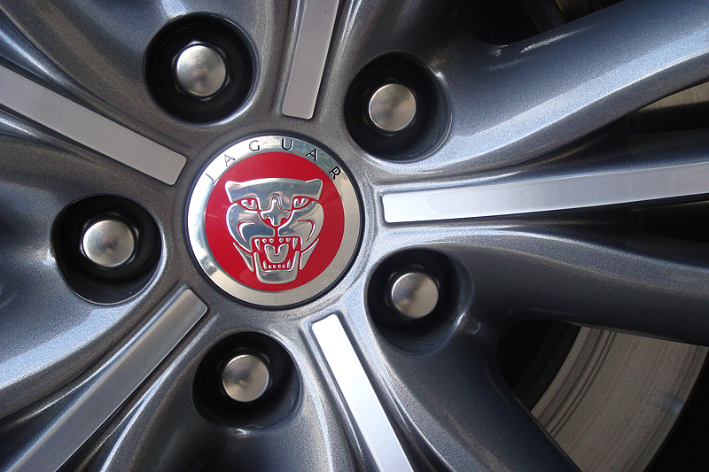 Jaguar XJ: Jag-Instinkt