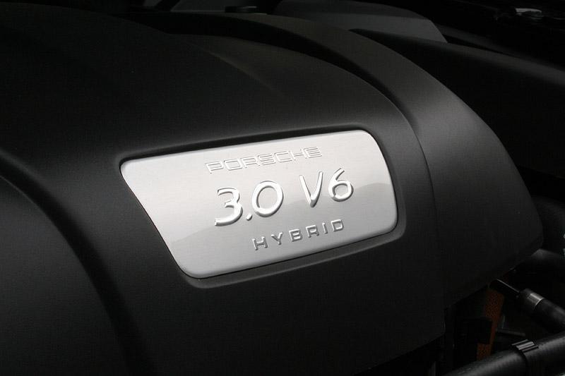 Porsche Cayenne: Geländetauglich elektrisiert