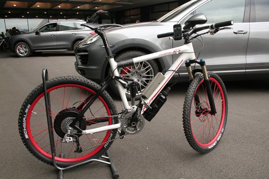 Porsche Bicycle with Hybrid Drive 