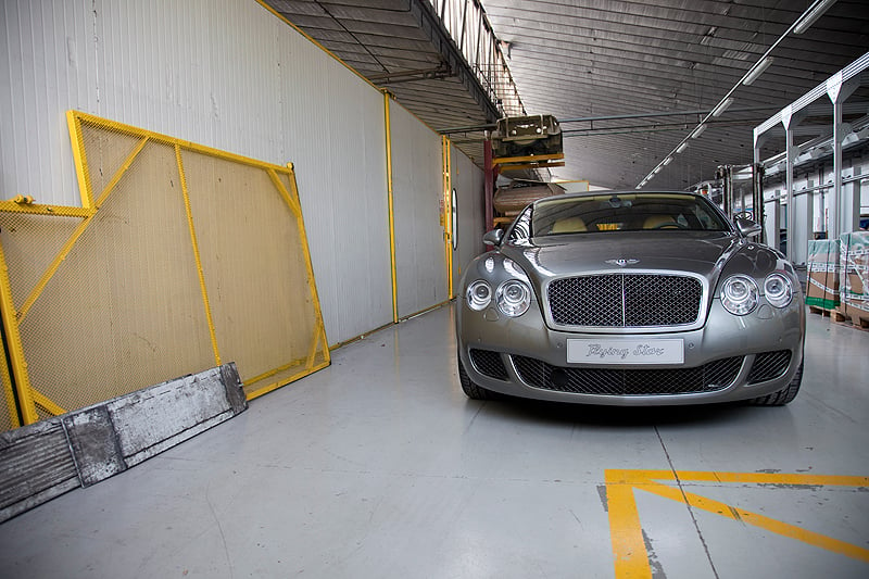 Bentley Continental Flying Star by Touring