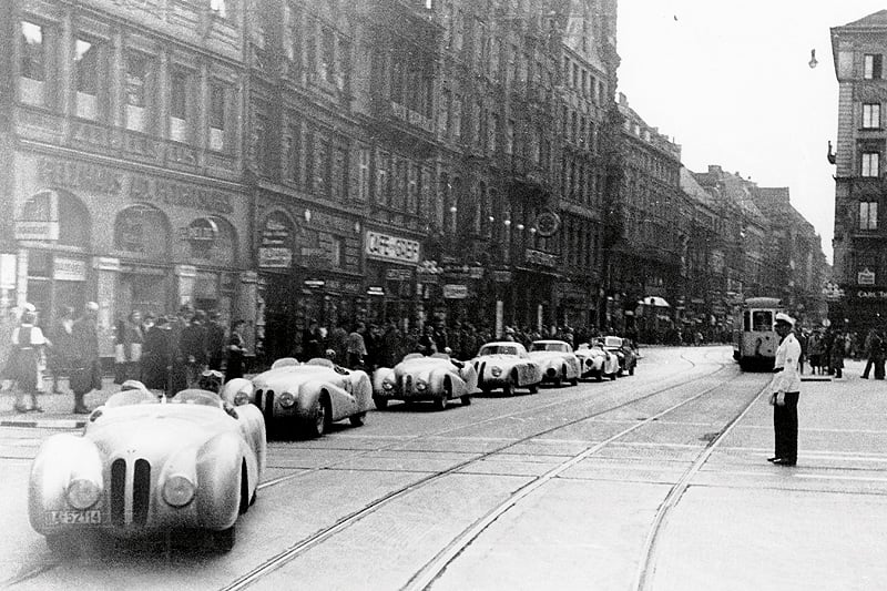 Alpentour: Im BMW 328 Rennwagen zur Mille Miglia