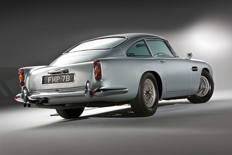 James Bonds Aston Martin DB5 wird versteigert!