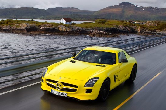 Mercedes-Benz SLS AMG E-Cell: Gelber Blitz