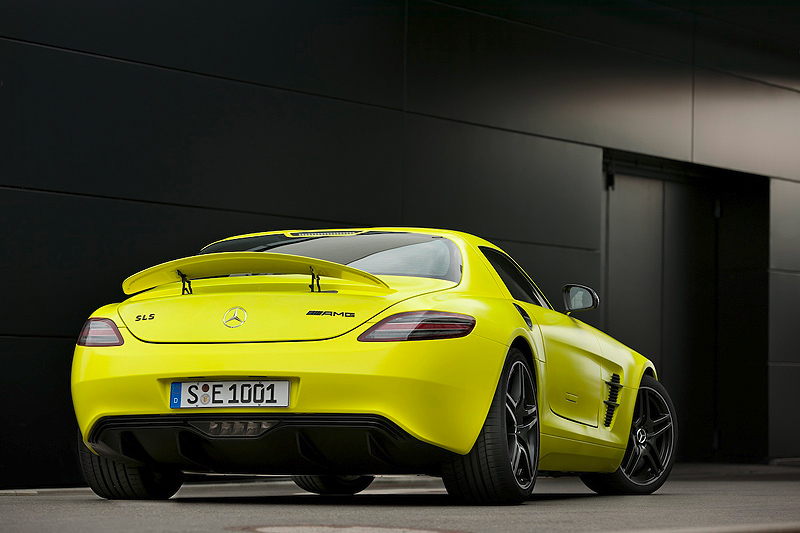 Mercedes-Benz SLS AMG E-Cell: Gelber Blitz