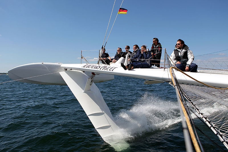 l’Hydroptère: Der fliegende Trimaran