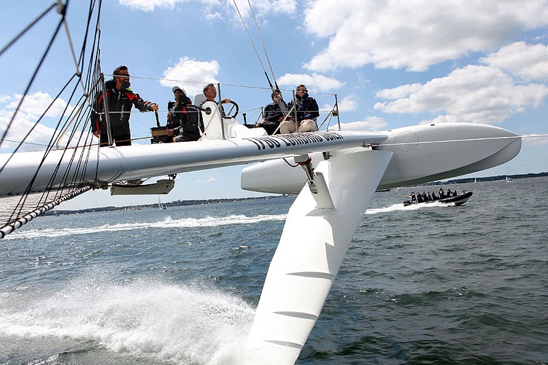 l’Hydroptère: Der fliegende Trimaran