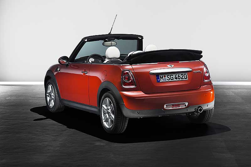 Mini Cooper D Cabrio: Diesel in the Rain