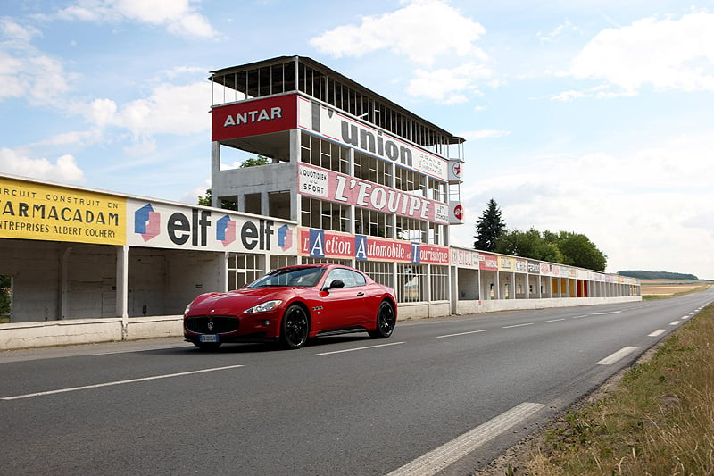 Maserati GranTurismo S Automatica: Road Trip to Reims 