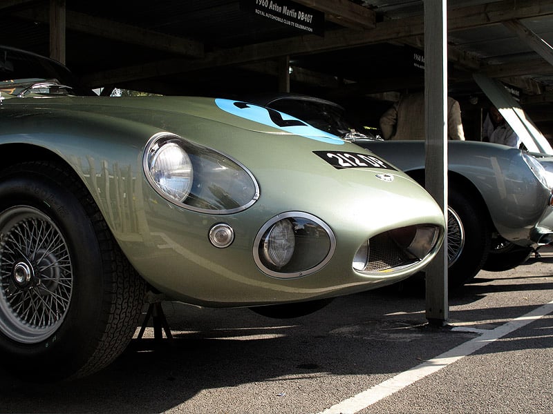 Goodwood Revival 2010: Lungern mit den Truppen verboten!