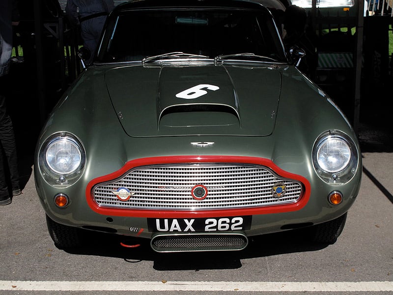 Goodwood Revival 2010: Lungern mit den Truppen verboten!