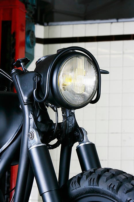BMW R60/2 by Blitz Custom Motorcycles