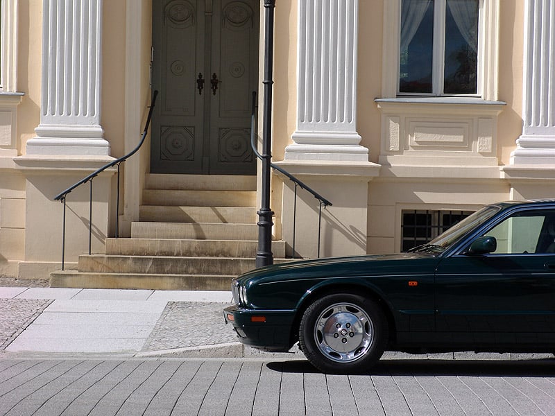Jaguar XJ (X300)