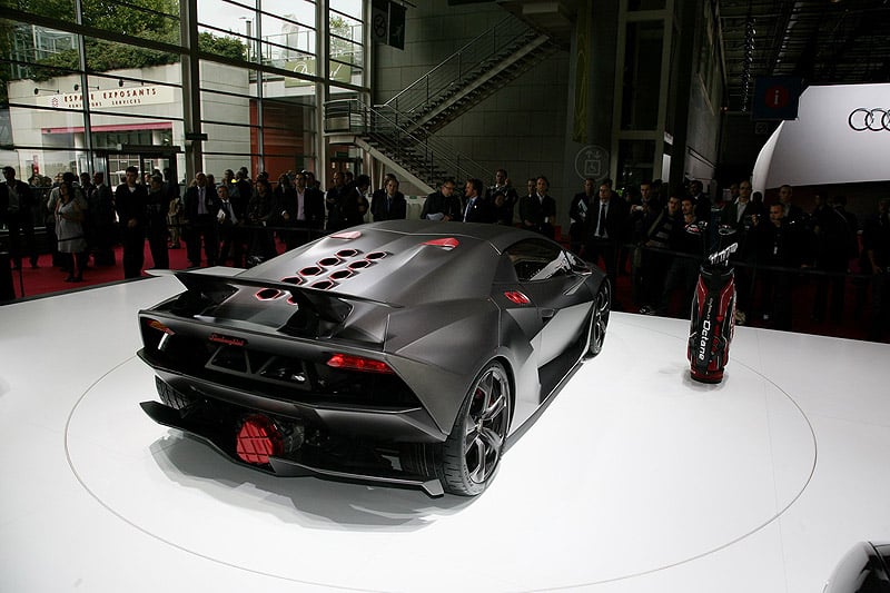 Paris Motor Show 2010: Photo Gallery