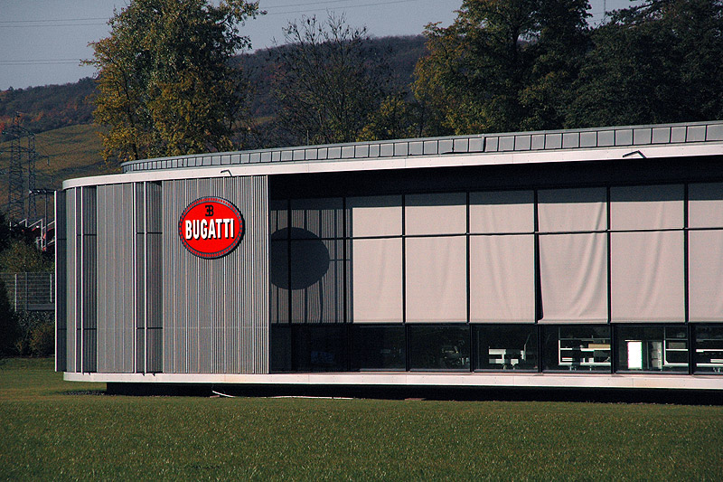 Bugatti und Dynaudio: Puccini lädt zur Opernaufführung