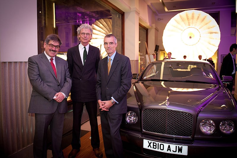 The Bentley Brooklands Book feiert Premiere in London