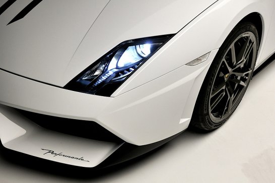 Lamborghini Gallardo LP 570-4 Spyder Performante: Offener Superleggera
