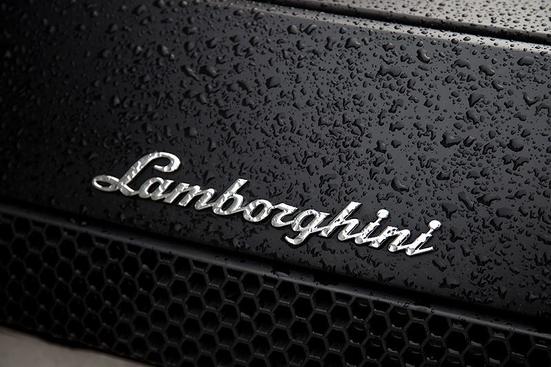 Lamborghini Murciélago: Requiem in V12