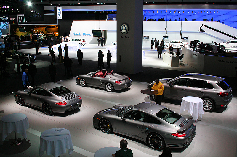 Detroit Auto Show: Design Overview by Chris Hrabalek