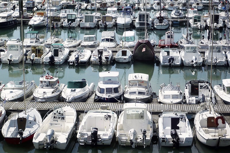 Love-Love by Julien Berthier: Sinkend, unsinkbar